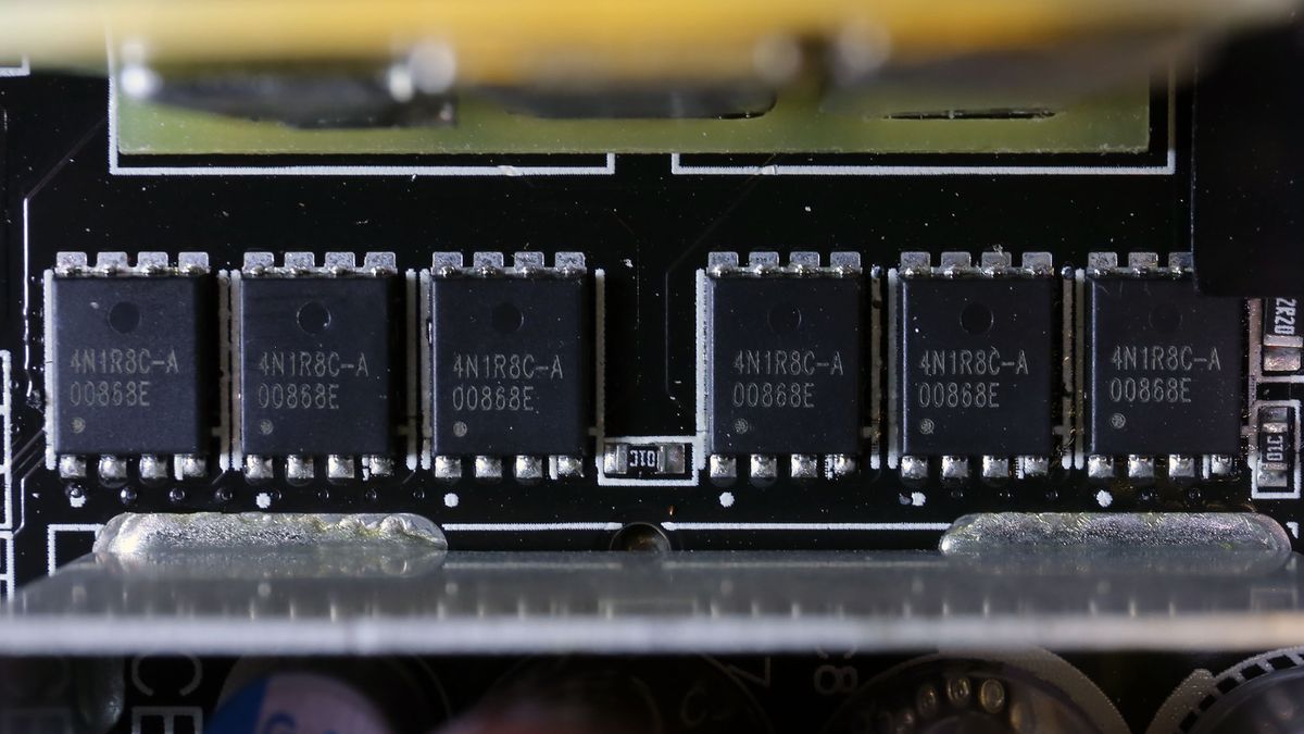 In 12V