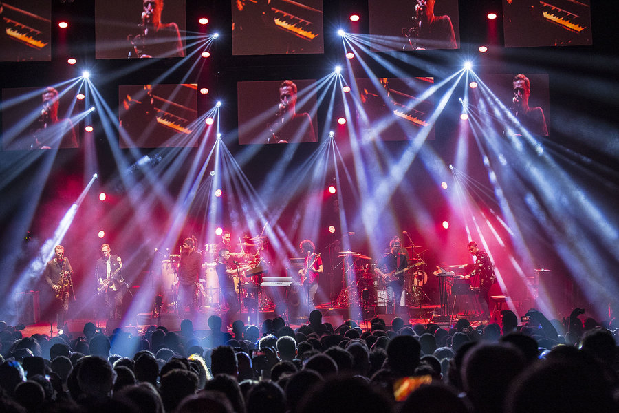 Colour Sound Experiment Supplies Lighting &amp; Video for Snarky Puppy Tour