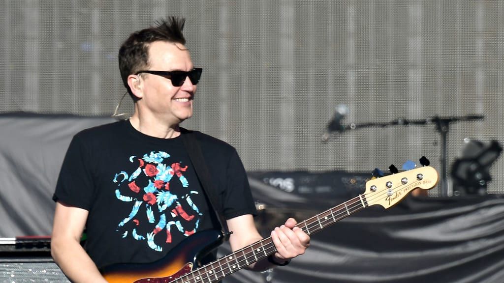 Mark Hoppus.