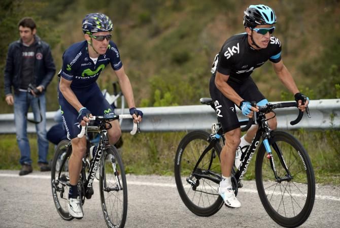 Rui Costa (Movistar) and Sergio Henao (Sky) in the lead on the Alto do Malhao ascent.