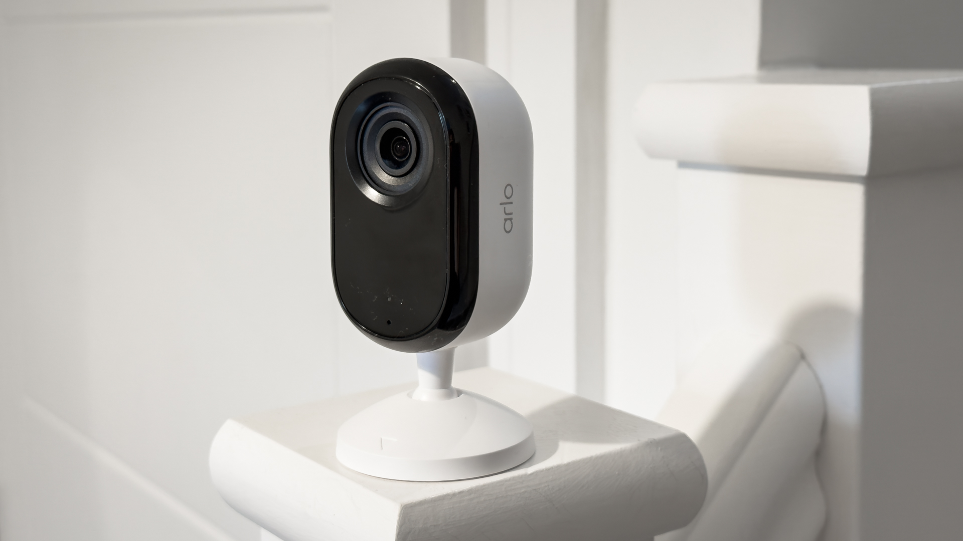 Arlo Essential 3 2K Indoor Camera
