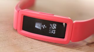 how to turn on a fitbit ace 2