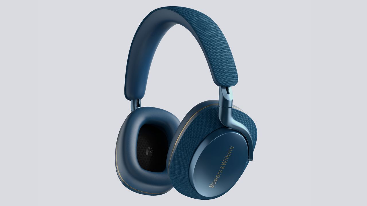 Bowers &amp; Wilkins PX7 S2 in blue and gold finish