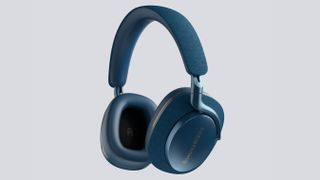 Bowers & Wilkins PX7 S2 in blue and gold finish