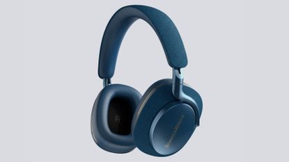 Bowers & Wilkins PX7 S2 in blue and gold finish