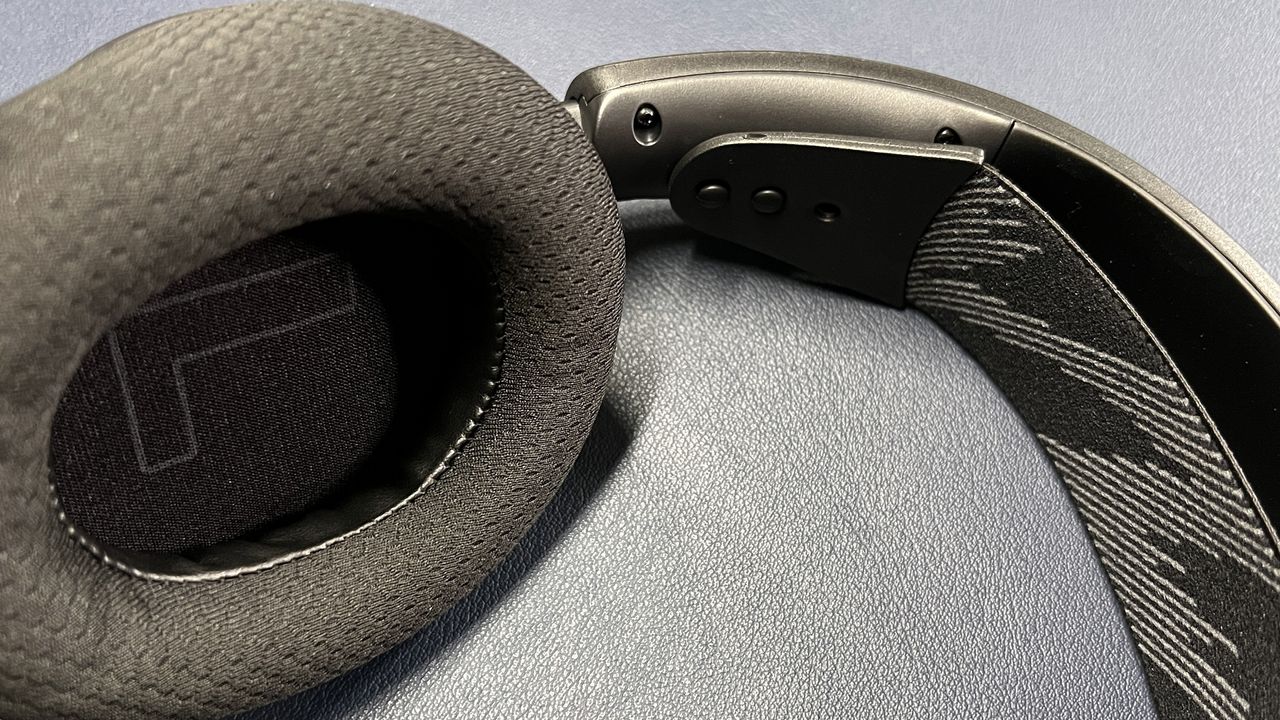 SteelSeries Arctis Nova 1