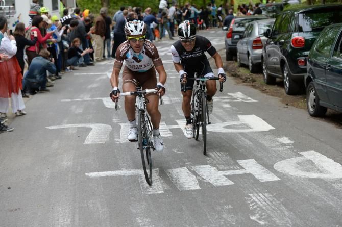 Domenico Pozzovivo and Julian Arredondo attack