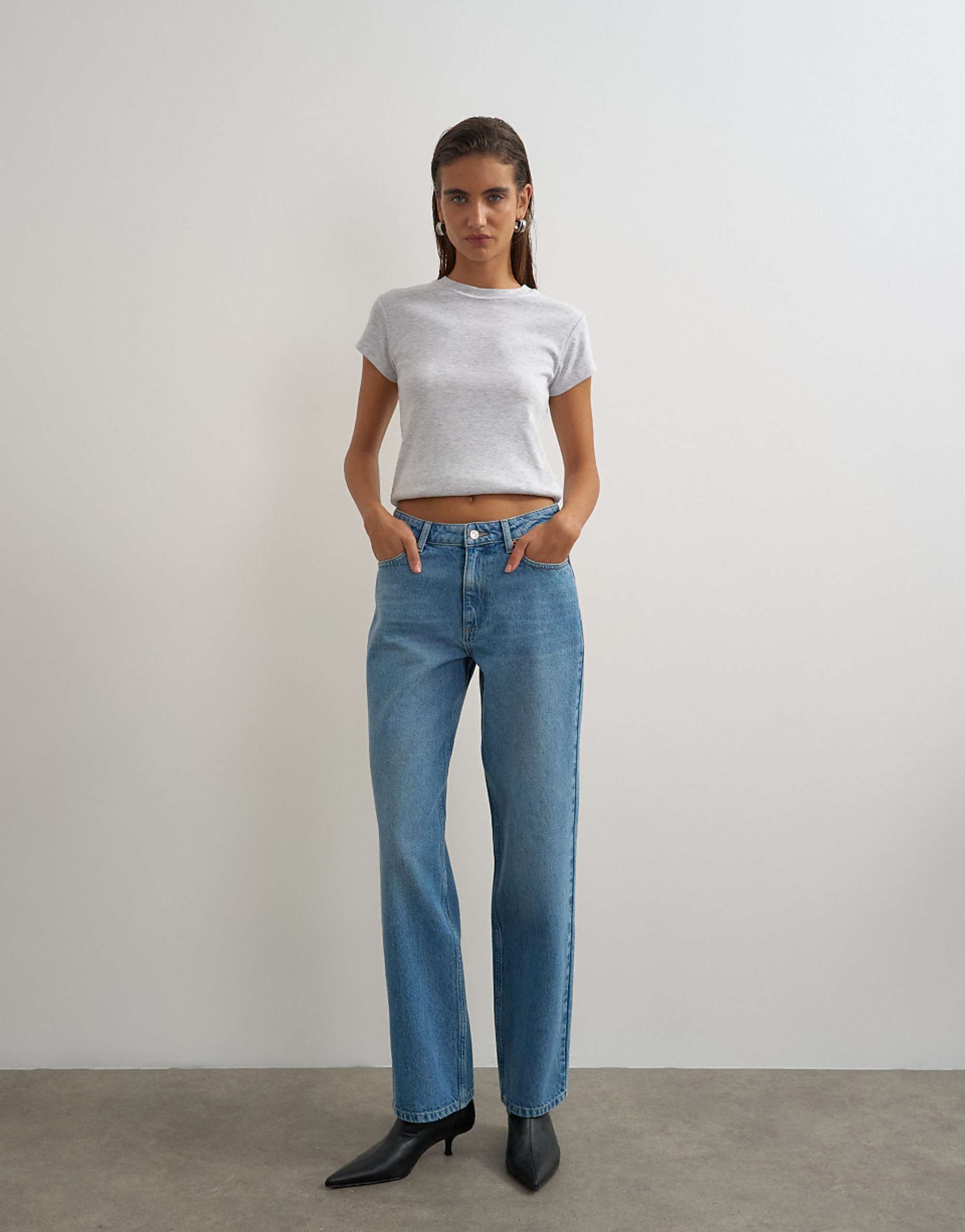 Topshop Vintage Straight Mid Rise Jean in Bleach
