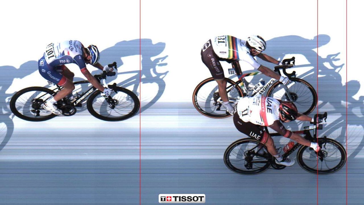 Tadej Pogacar beats Julian Alaphilippe