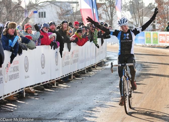 Katie Compton (Trek Cyclocross Collective) finishing in front of her American fans