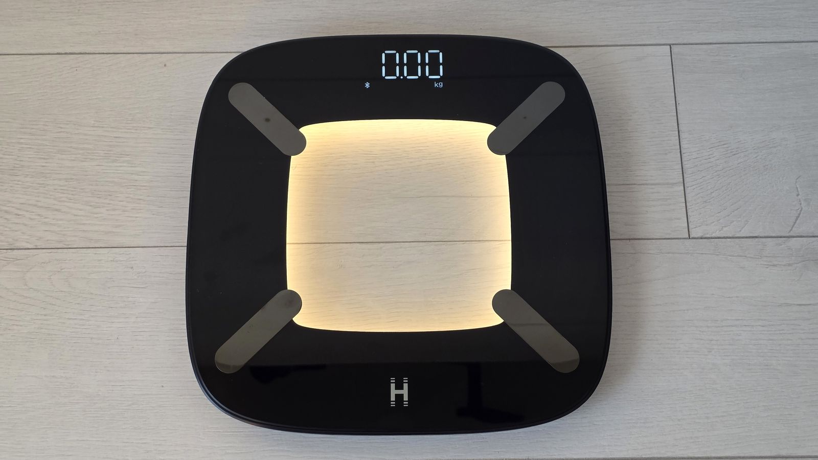 Homedics Glo Body Analyser Bathroom Scale