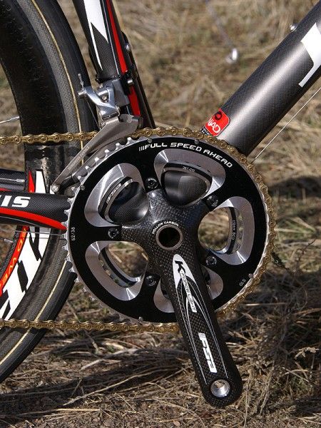 Jamis trades in the SRAM Red crankset, however, for the significantly lighter FSA K-Force Light.