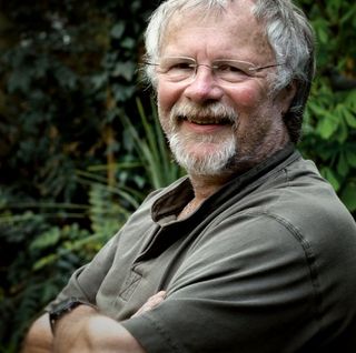 Bill Oddie admitted to hospital for depression