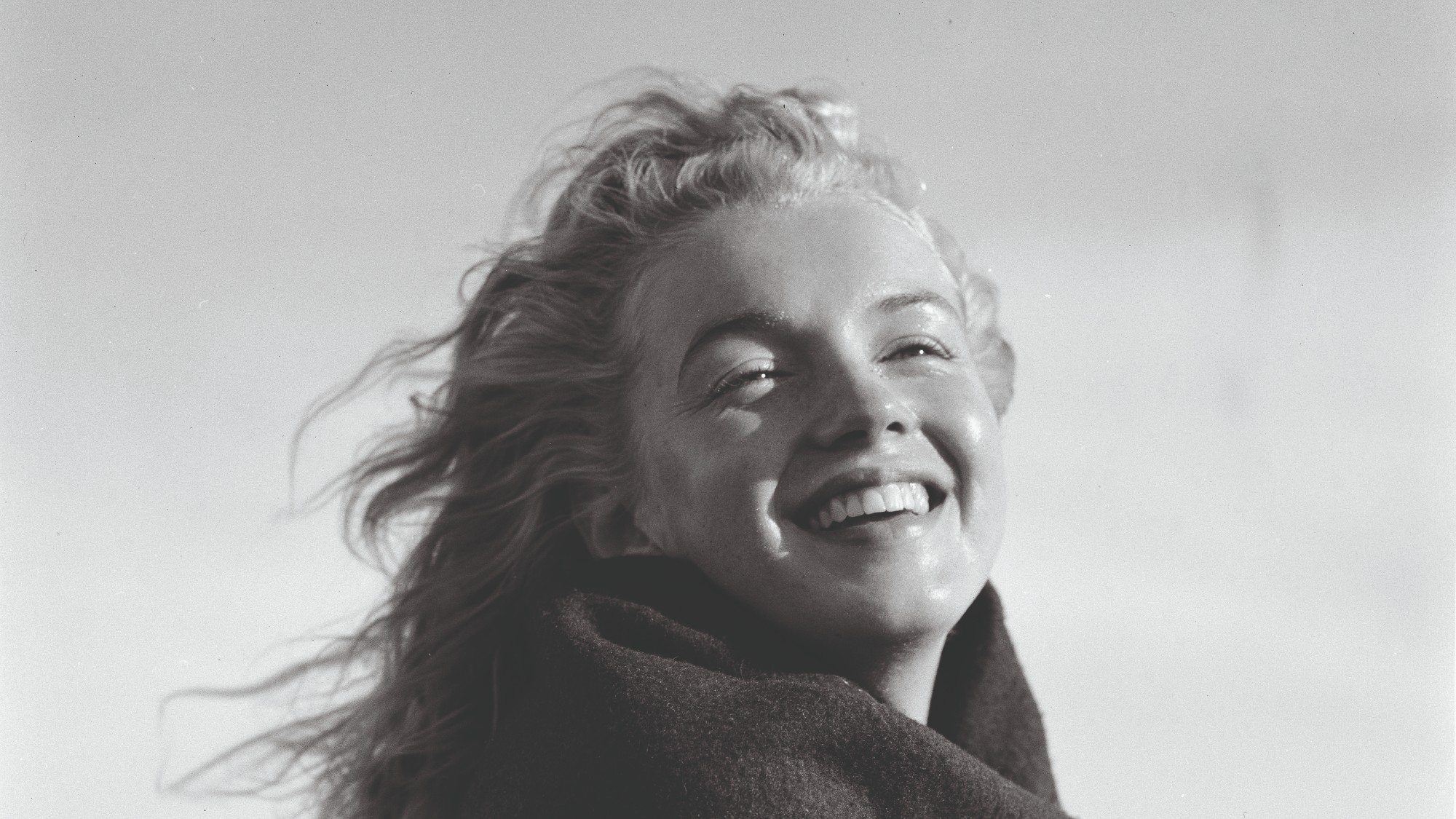 Marilyn Monroe posing for a photograph