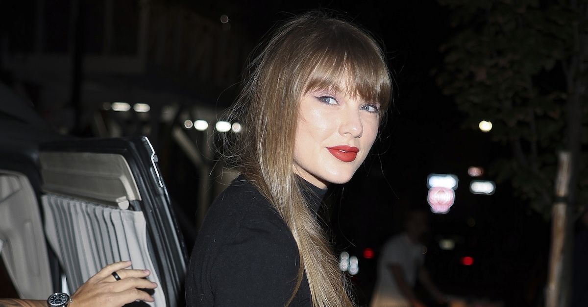 From French Haircare to a Beachy Bodywash: Taylor Swift Just Shared Her Post-Show Bath Routine