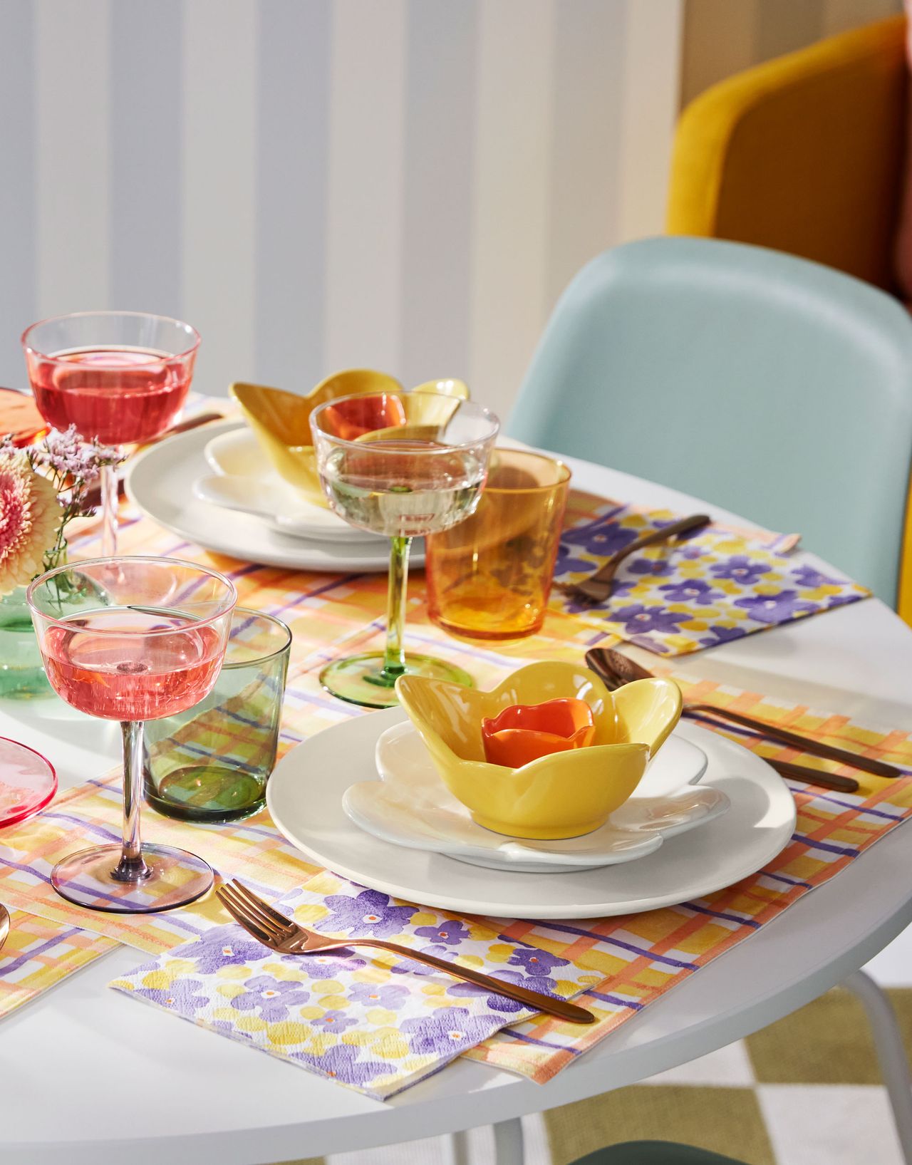 IKEA'S TJ&Auml;RLEK stacking daffodil floral plates