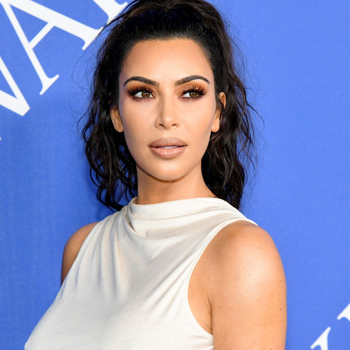 Kim Kardashian's CFDA Fashion Awards Speech Joked About Her Iconic ...