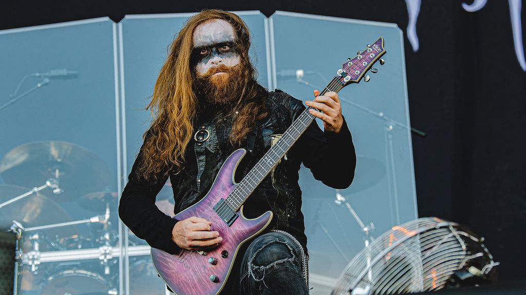 Straight male guitarists play extreme metal to impress other men, study