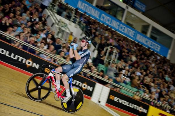 Dowsett's first win at the Revolution