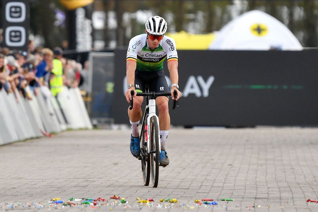RUDDERVOORDE BELGIUM OCTOBER 29 Laurens Sweeck of Belgium and Team CrelanFristads crosses the finish line on second place during the 36th Superprestige Ruddervoorde 2022 Mens Elite SPRuddervoorde Superprestige2023 Cyclocross on October 29 2022 in Ruddervoorde Belgium Photo by Luc ClaessenGetty Images