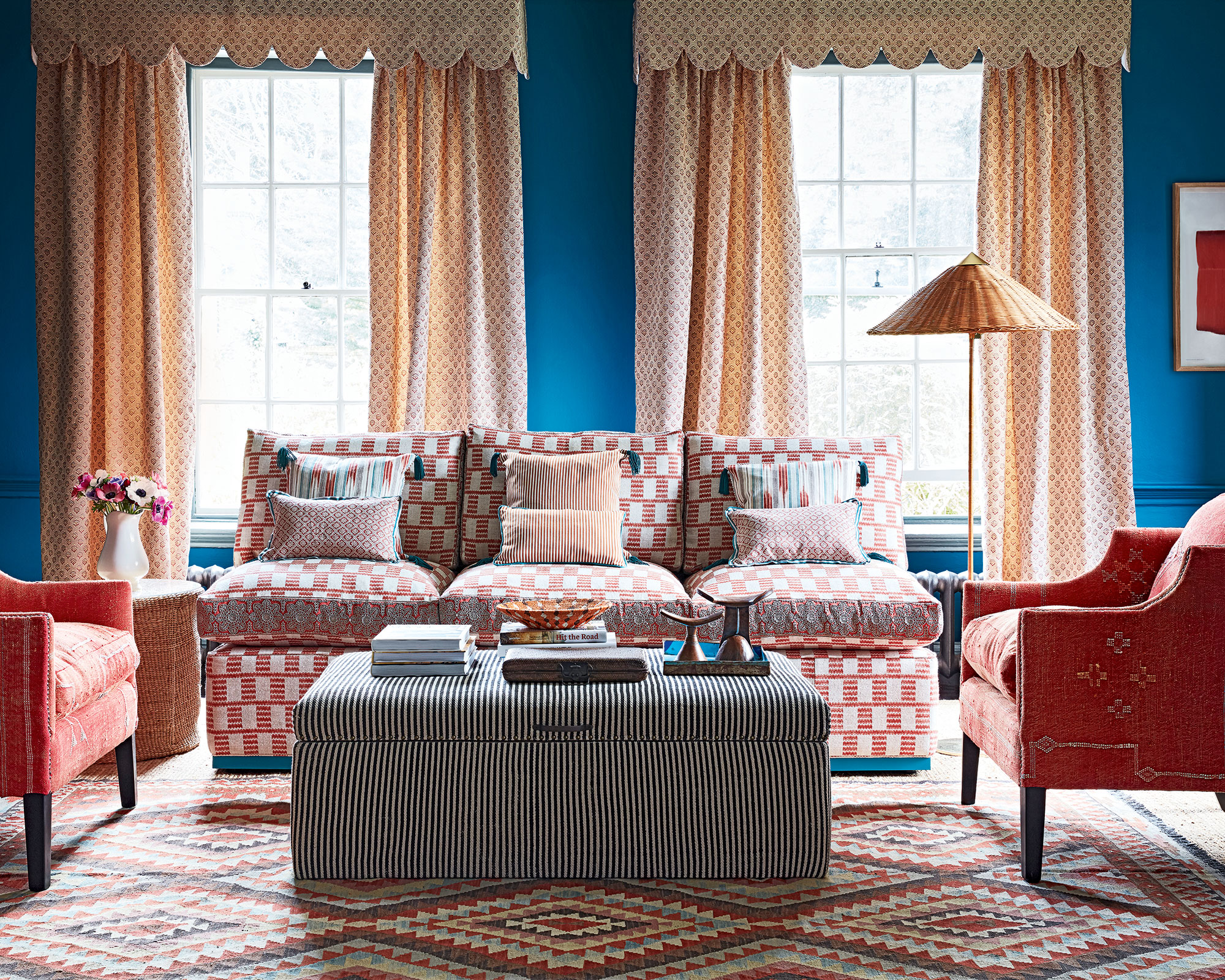 Living room fall decor with primary color palette