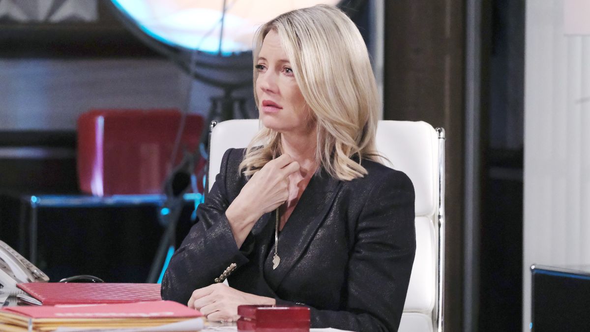 Cynthia Watros as Nina shocked in General Hospital