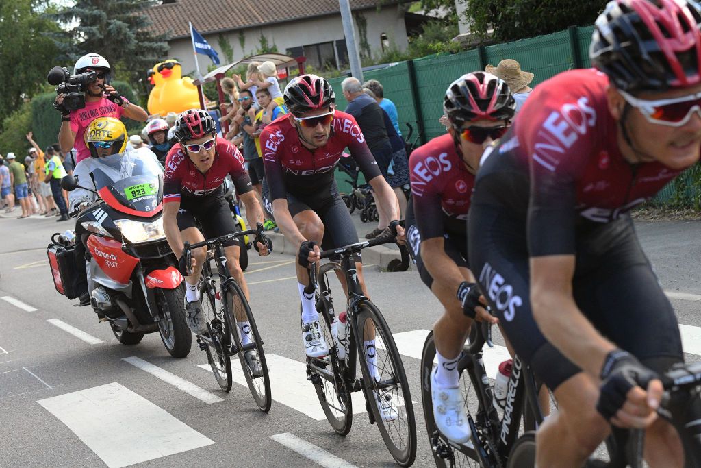 Ineos riders pace Geraint Thomas back onto the peloton