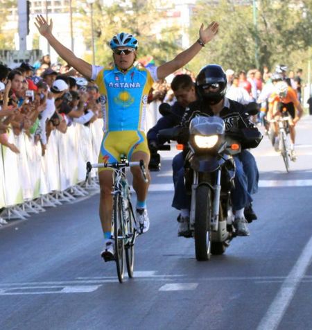 Alexandre Vinokourov wins in Chihuahua