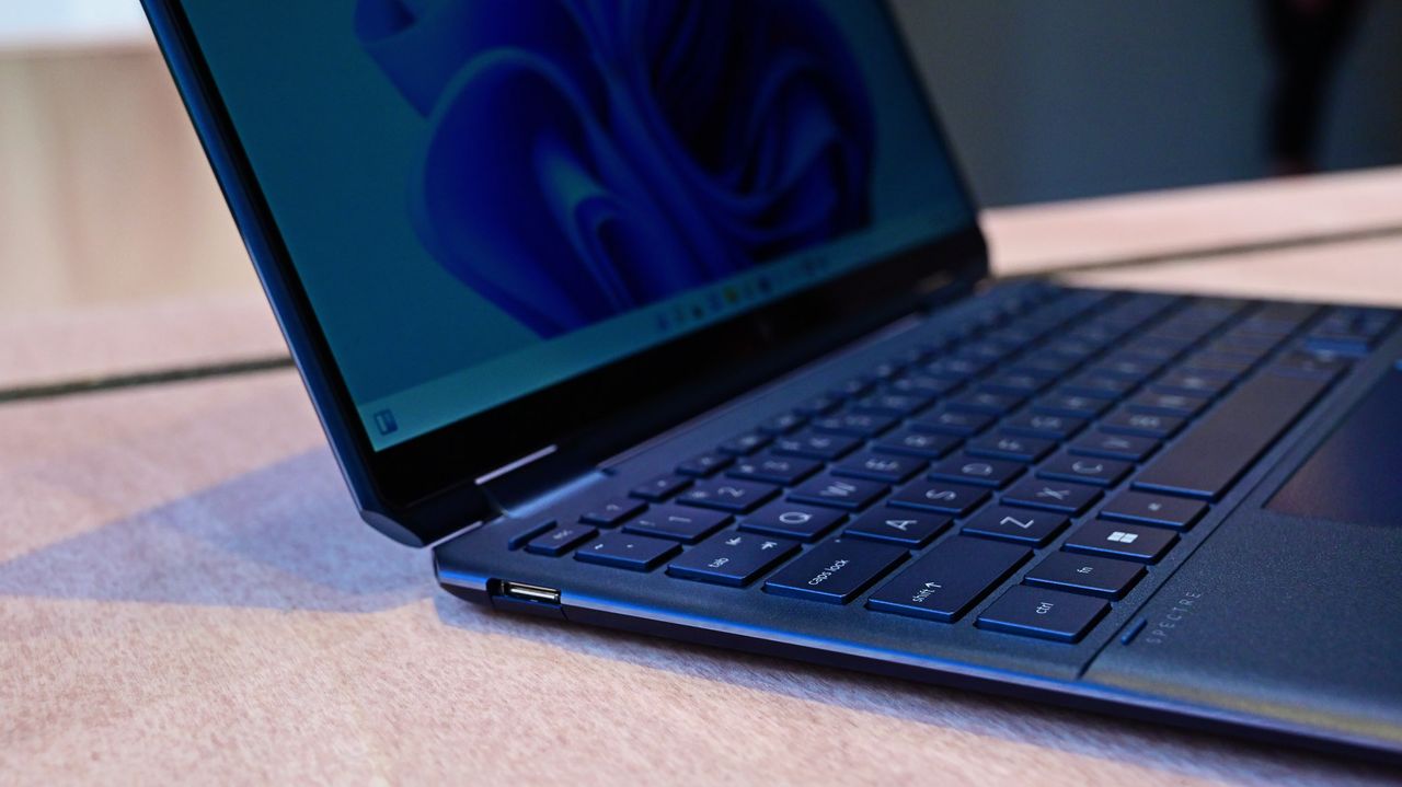 The new Spectre x360 13.5 for 2022.