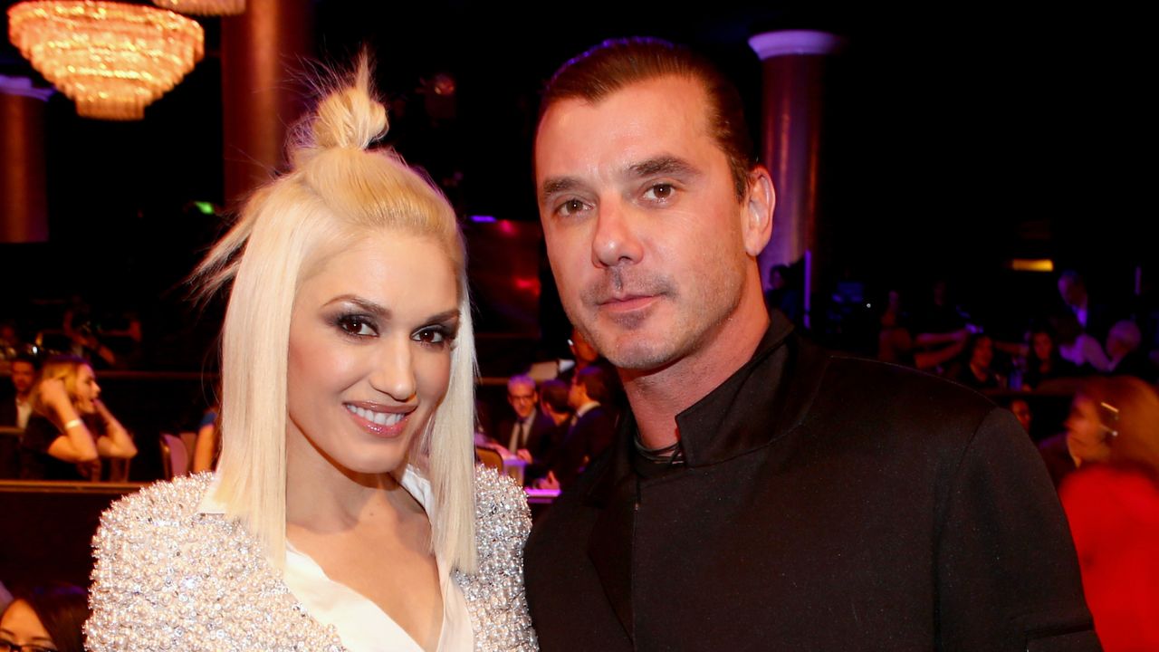 Gwen Stefani (L) and Gavin Rossdale attend the PEOPLE Magazine Awards at The Beverly Hilton Hotel on December 18, 2014 in Beverly Hills, California. 