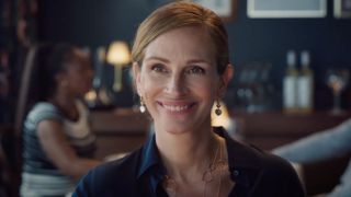 Julia Roberts smiling in Ticket to Paradise