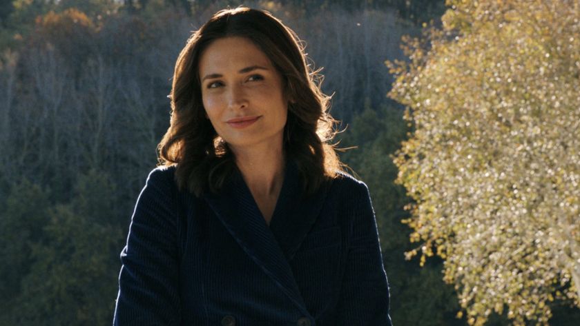 Karolina Wyden as Zosia in Pluribus