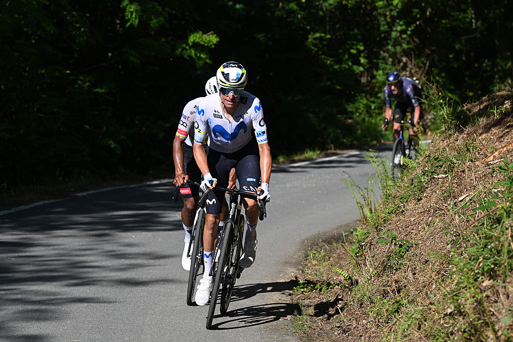 CHIAVARI, ITALY - MAY 20: A general view of Jhonatan Narvaez of Ecuador and UAE Team Emirates - XRG, Enric Mas of Spain and Team Movistar and Chris Harper of Australia and Team Pinarello Q36.5 Pro Cycling compete in the breakaway during the 109th Giro d&amp;amp;apos;Italia 2026, Stage 11 a 195km stage from Porcari to Chiavari / #UCIWT / on May 20, 2026 in Chiavari, Italy. (Photo by Dario Belingheri/Getty Image)