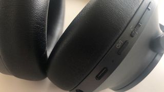 Showing earcup controls on Technics EAH-A800 headphone