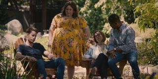 Justin Hartley as Kevin Pearson, Chrissy Metz as Kate Pearson, Mandy Moore as Rebecca Pearson and Sterling K. Brown as Randall Pearson in This Is Us.