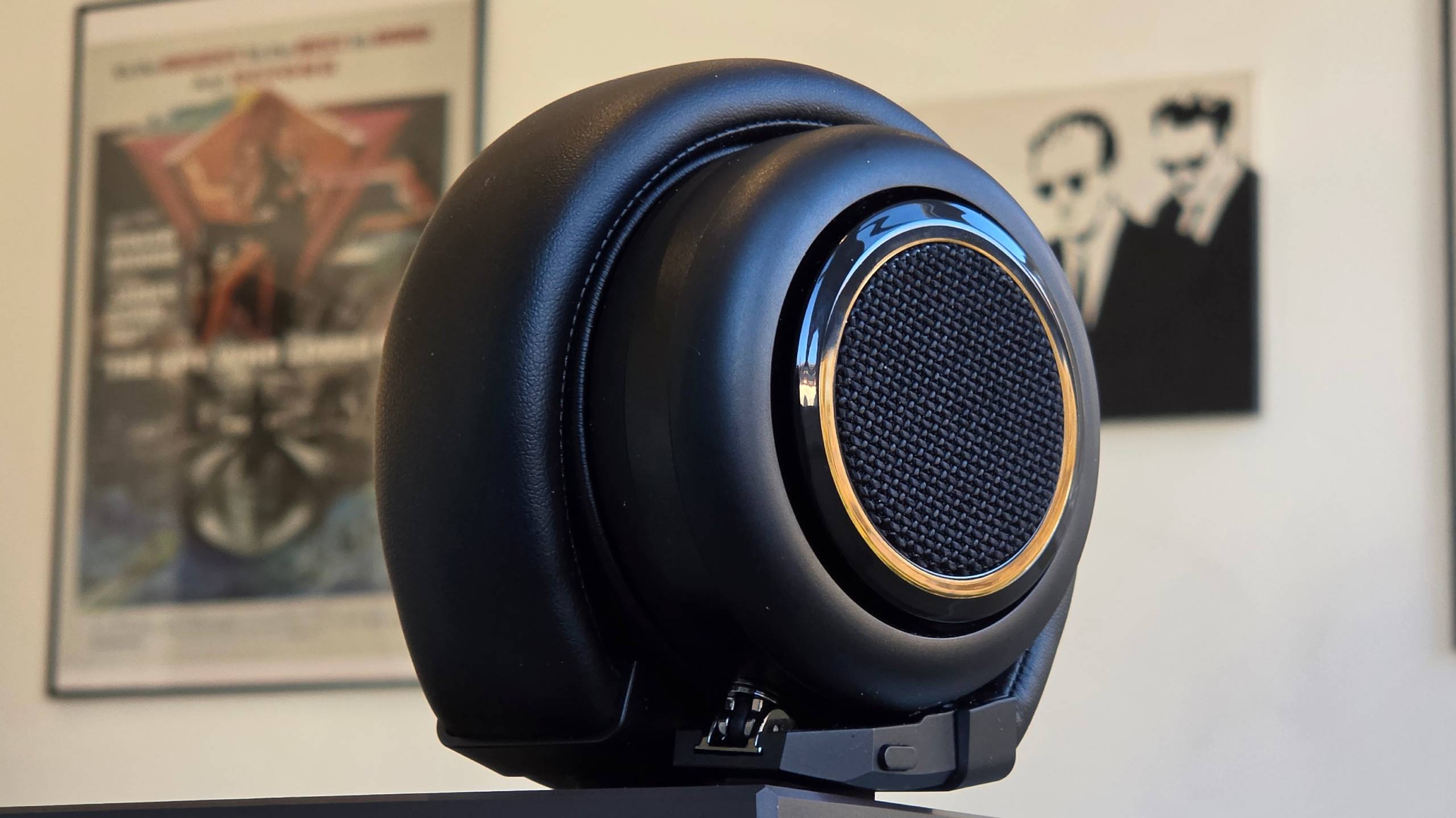 The TDM Neo in speaker format on a table.