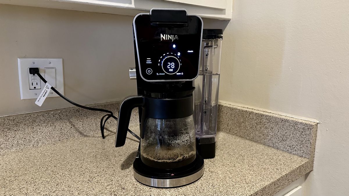 Ninja DualBrew Pro review an advanced pour over coffee maker for all