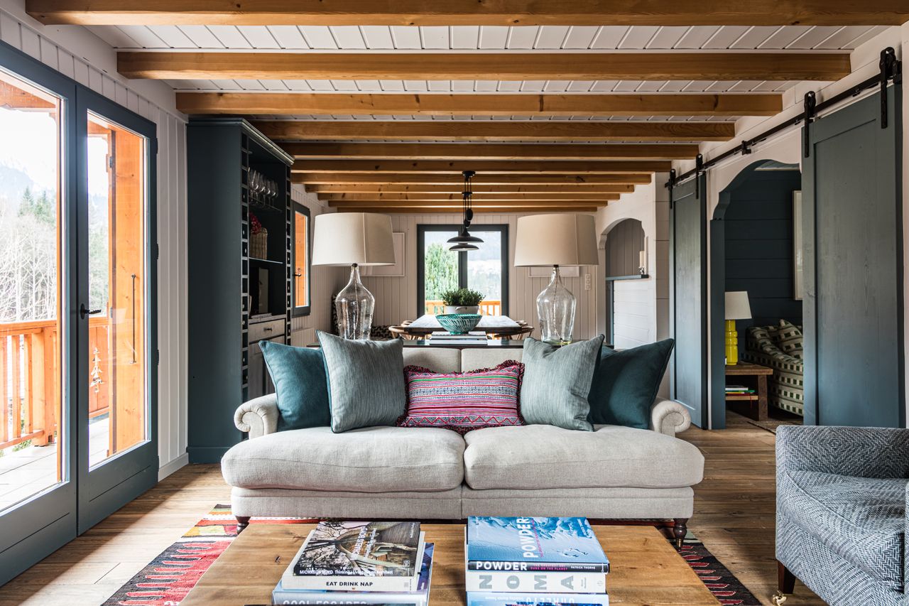 Chalet living room 