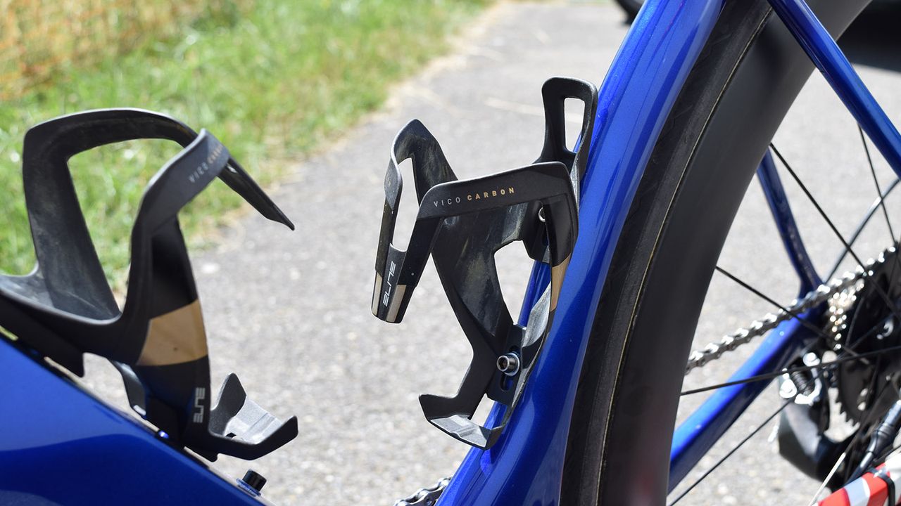 Aqua Blue Sport opt for Elite Vico Carbon bottle cages