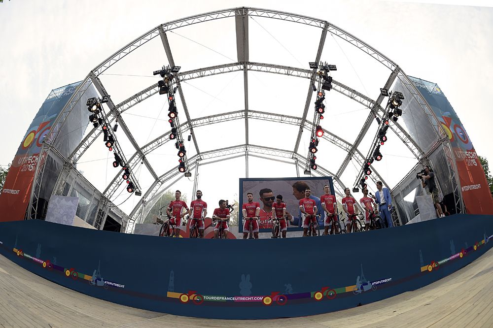 Cofidis on stage at the Lepelenburg Park