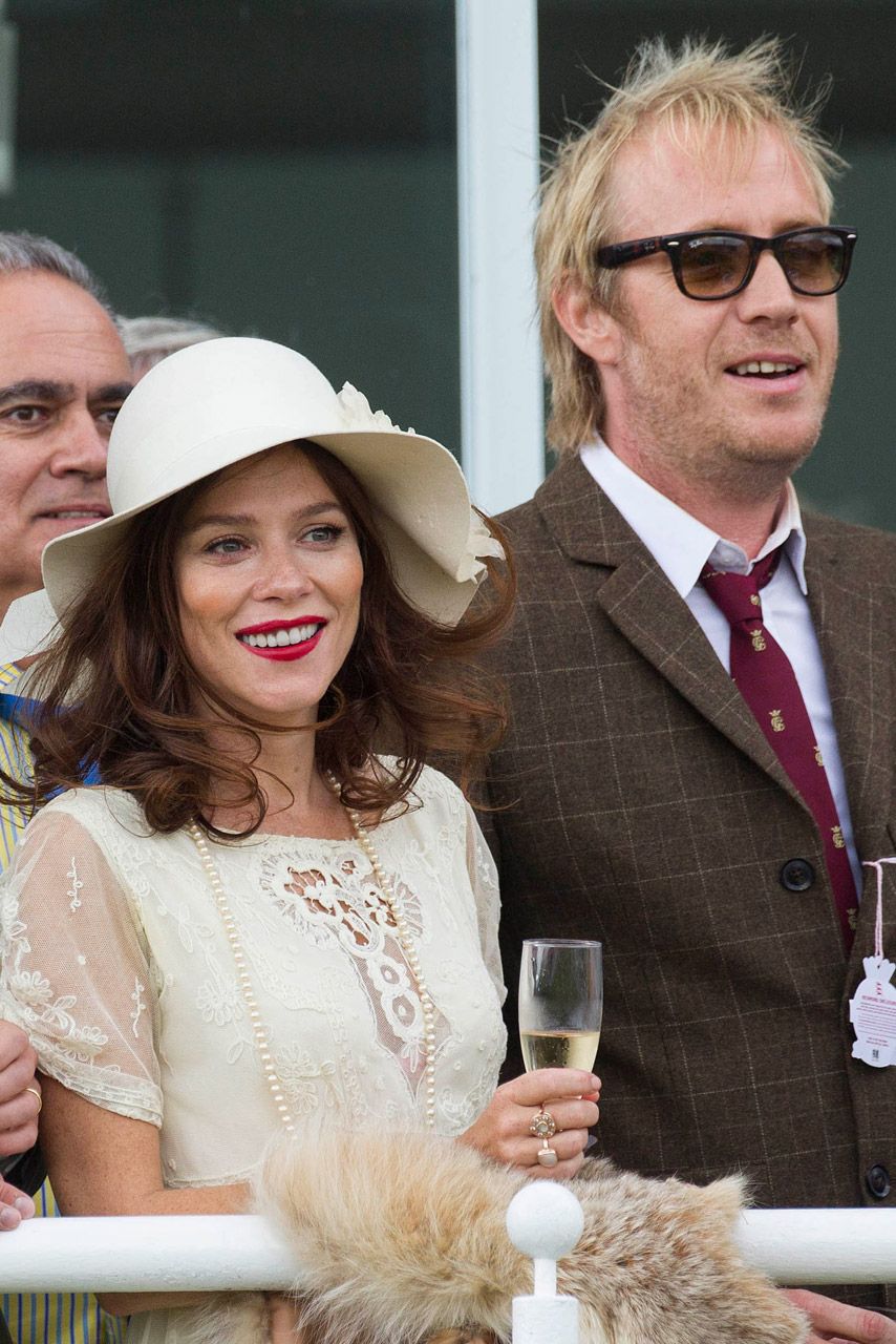 Anna Friel and Rhys Ifans