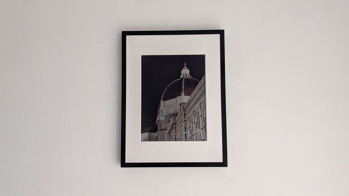 SwitchBot AI Art Frame