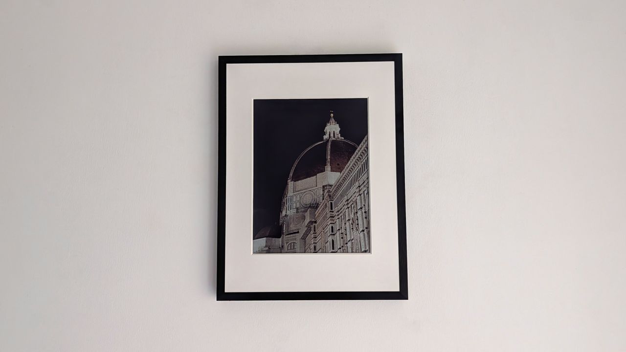 SwitchBot AI Art Frame