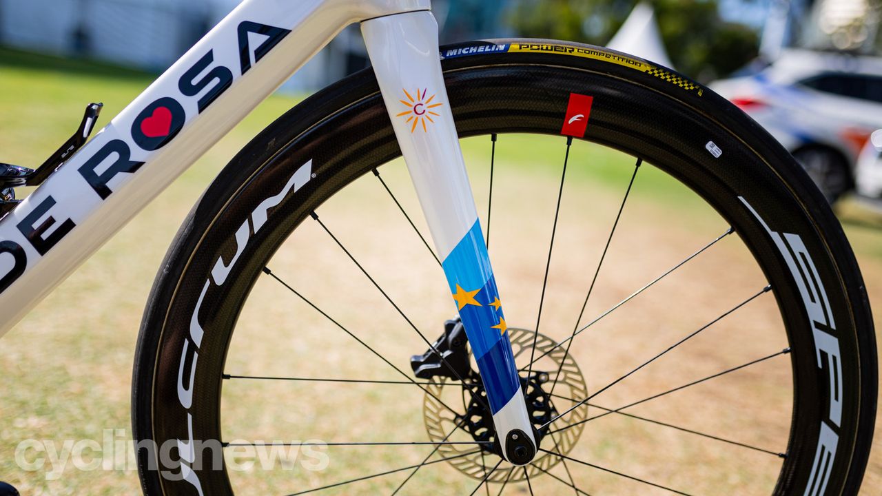 Elia Viviani Pro Bike