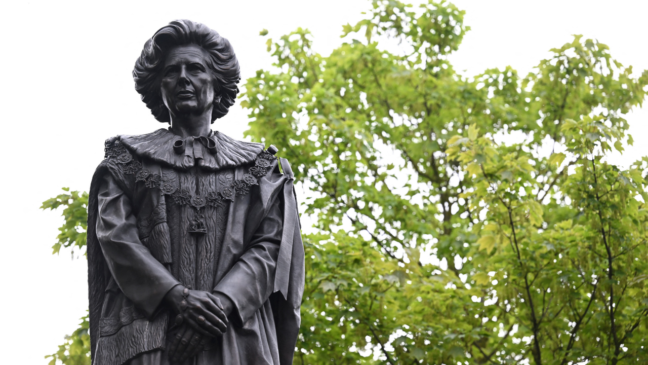 Margaret Thatcher statue in Grantham