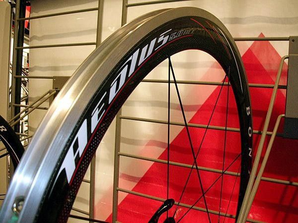 Fly like Aeolus: the Bontrager Aeolus 5.0 AC clincher uses a new 50mm-deep aluminum and carbon rim designed in cooperation with Steve Hed.