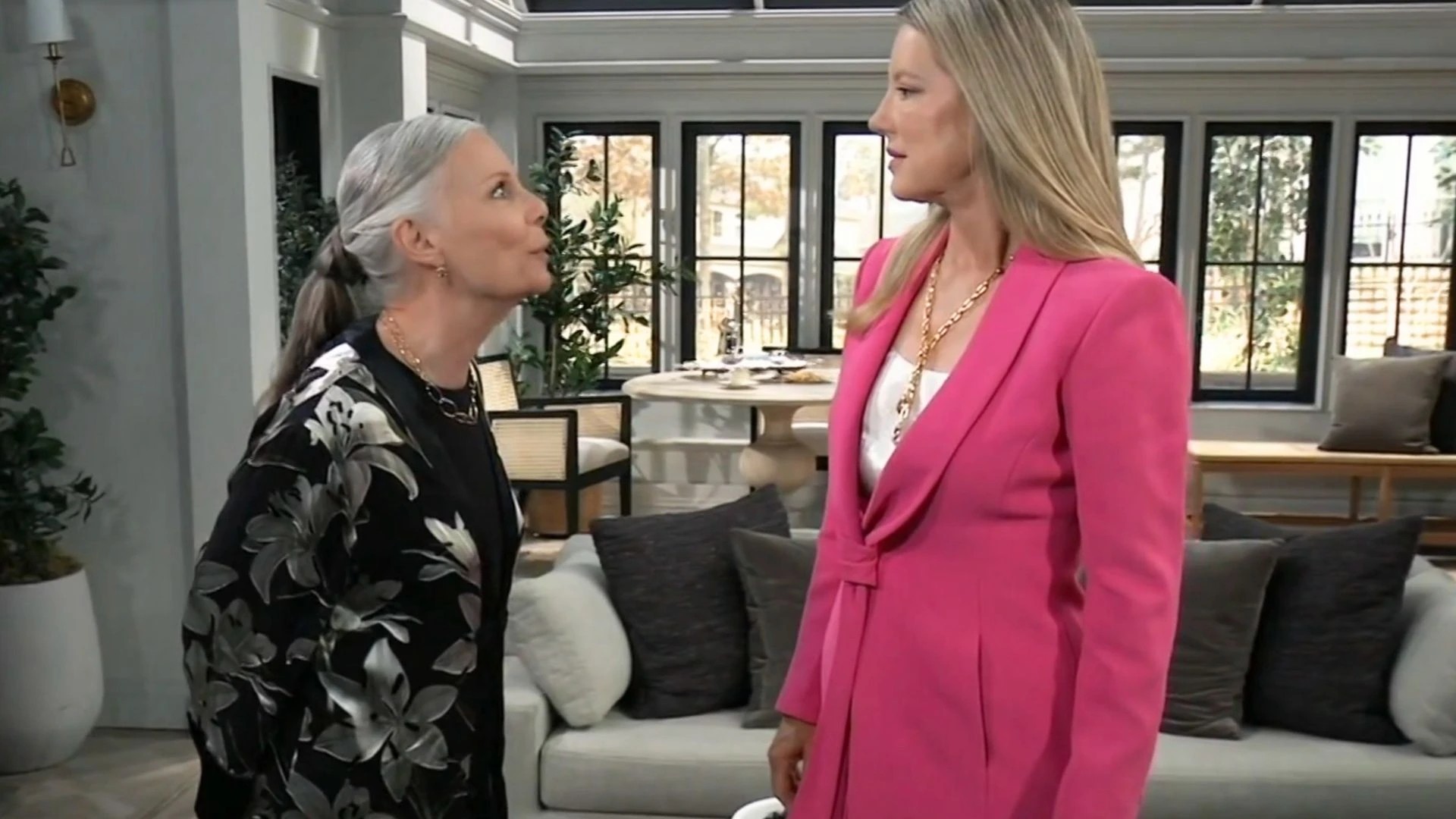 Jane Elliot and Cynthia Watros as Tracy and Nina in a tense moment in General Hospital 