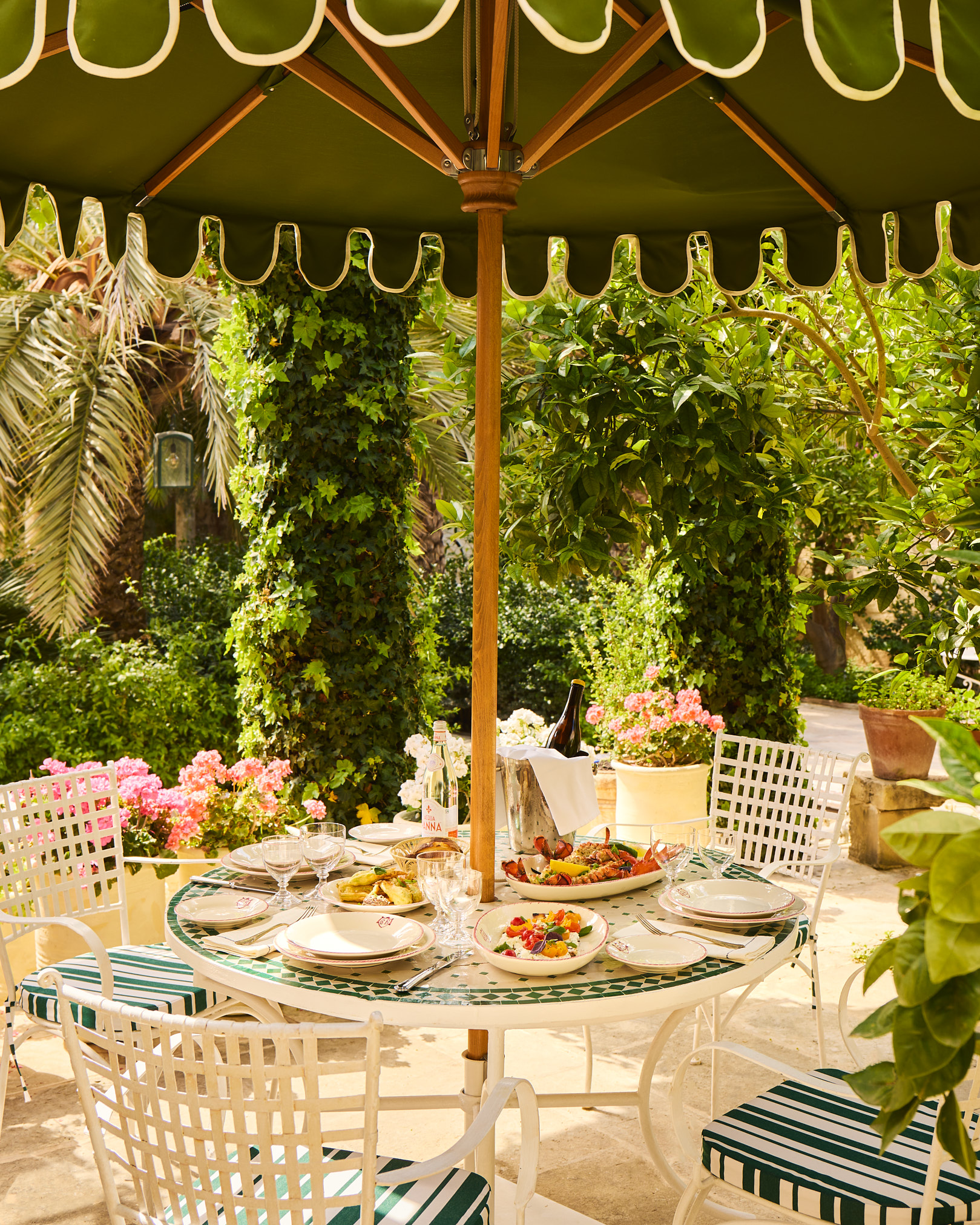 Garden table in Casa Bonavita hotel, Malta