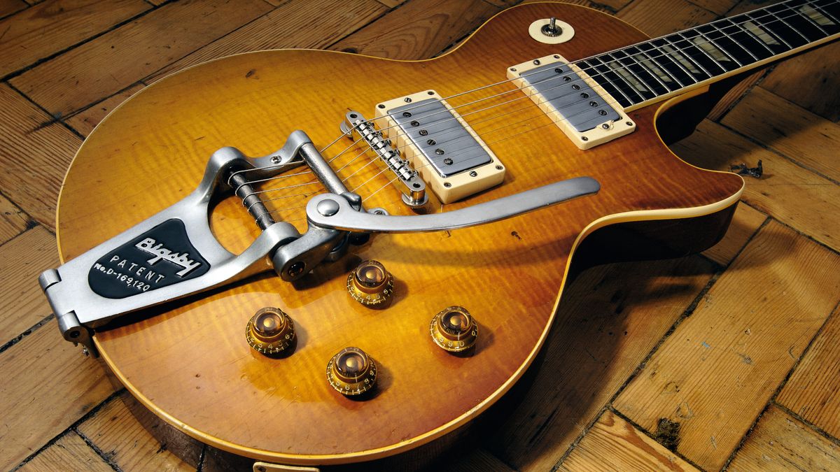 Watch Keith Richards Play This Legendary 1959 Gibson Les Paul