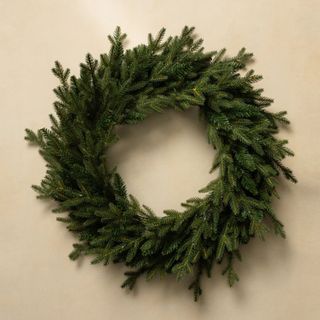 Norway Pre-Lit Wreath